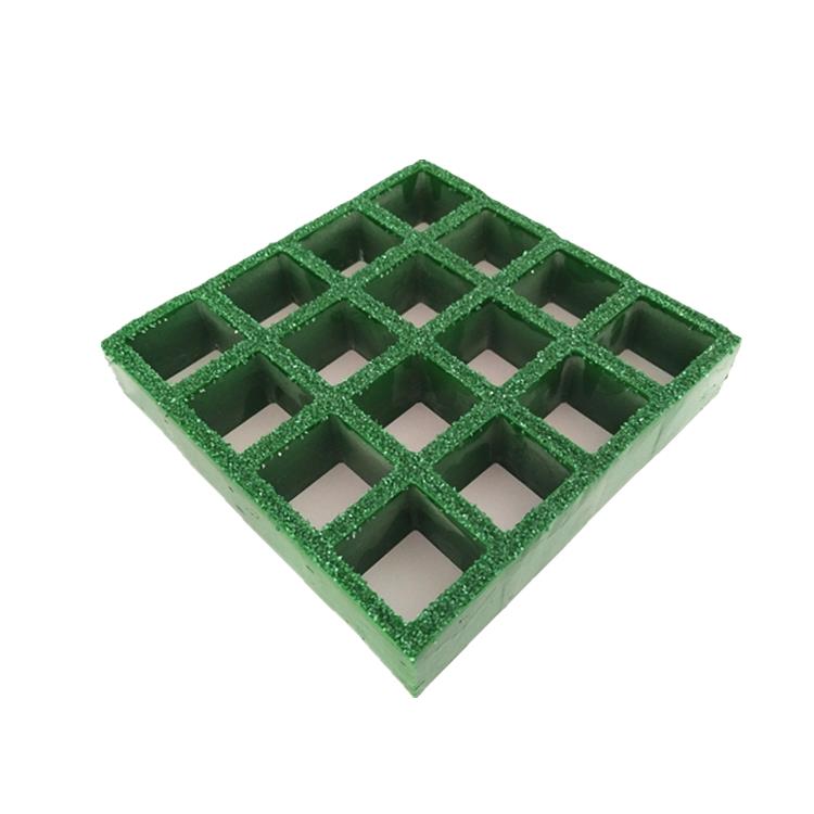 molded plastic grating (2)